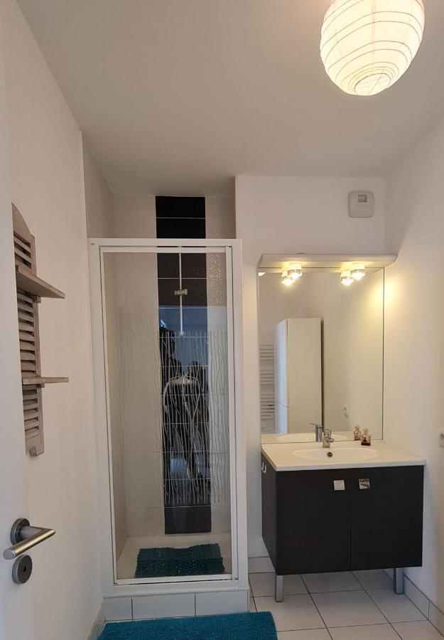 Appartement Devant La Plage Avec Piscine Concarneau Eksteriør bilde